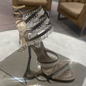 Meet your Posher, Goodbuy